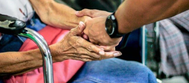 Curatele, bewind of mentorschap: welke beschermingsvorm past bij uw naaste?
